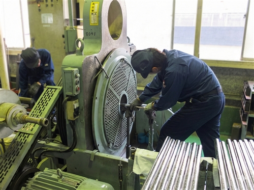 スエージングマシン